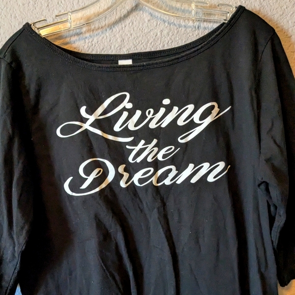 Living The Dream Black Graphic Cotton Tee Shirt Elbow Sleeves Scoop Neck Sz. XL - Picture 2 of 7